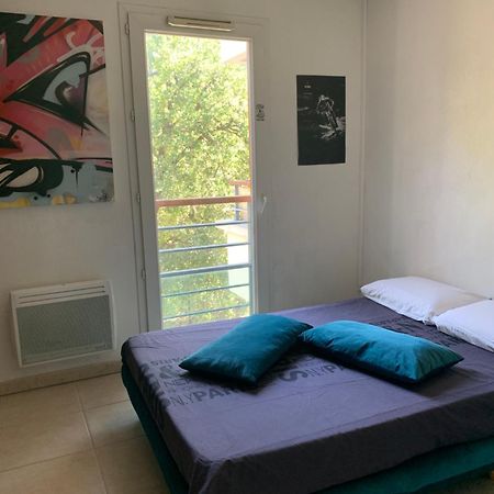 Votre Sejour Cosy A Frejus!アパートメント エクステリア 写真