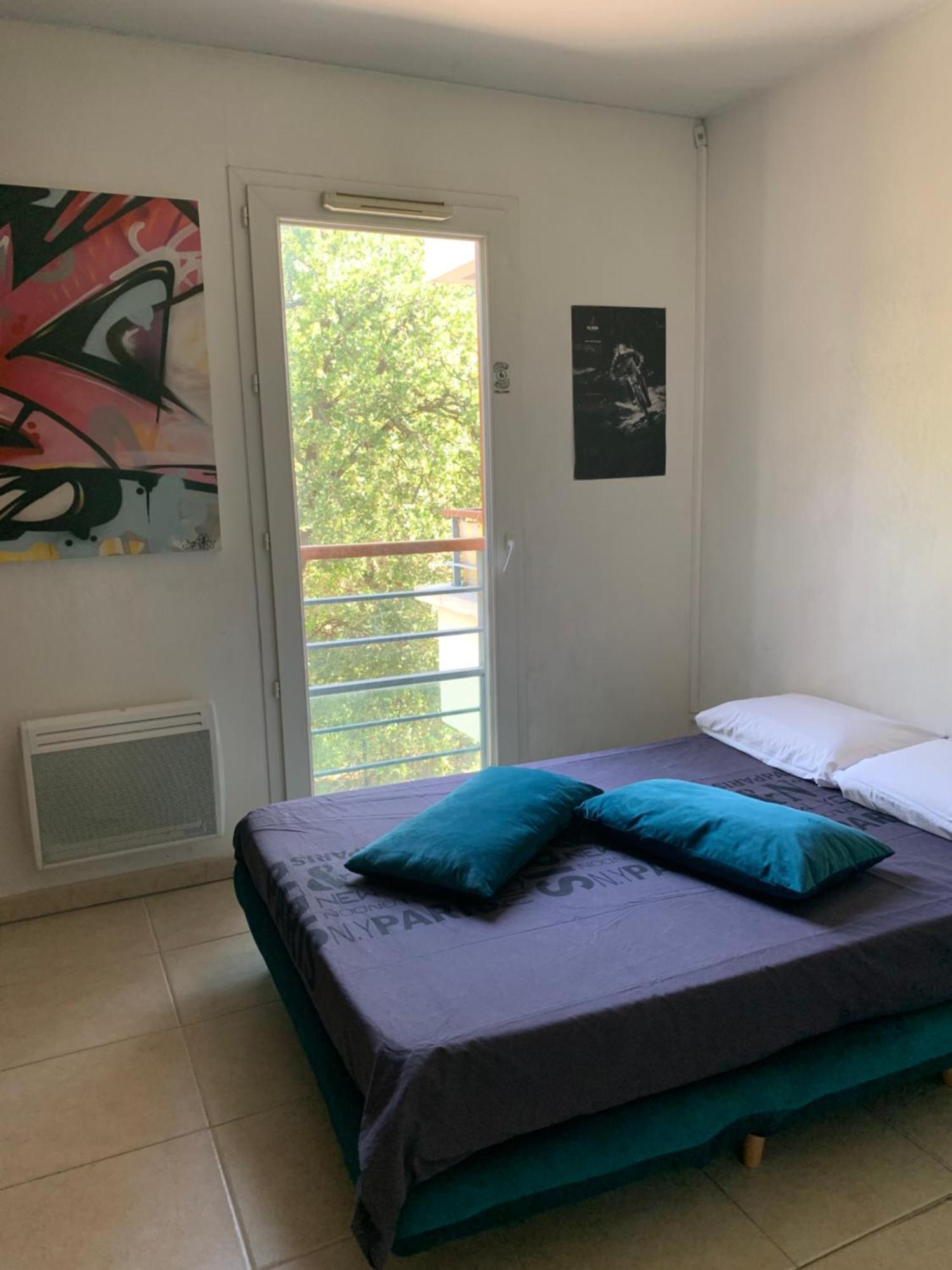 Votre Sejour Cosy A Frejus!アパートメント エクステリア 写真