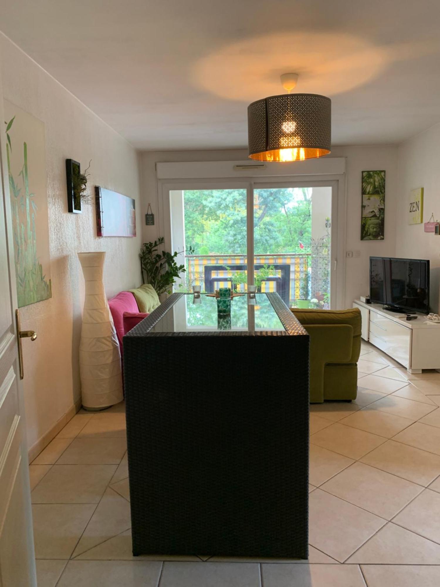Votre Sejour Cosy A Frejus!アパートメント エクステリア 写真